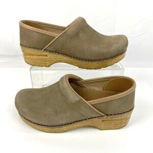 Dansko Pro Nubuck Leather Clogs Women's 37 Taupe 6.5 - 7 Comfort Shoes Flats Tan